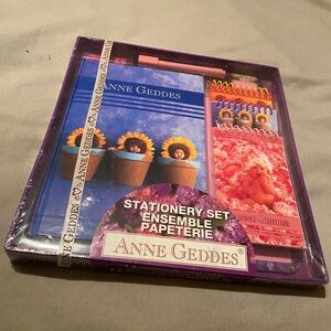 Anne Geddes Purple Stationery Set